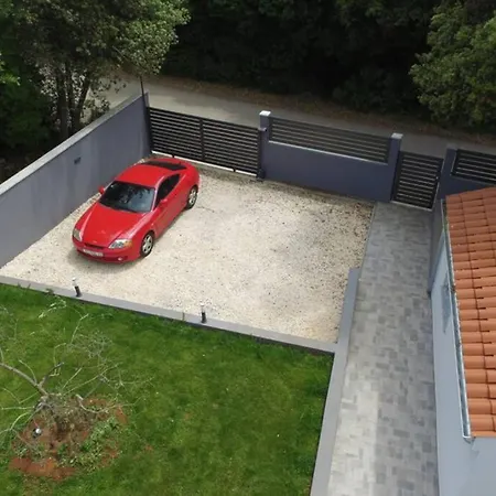 In Park Forest Soline Near The Sea * Pjescana Uvala